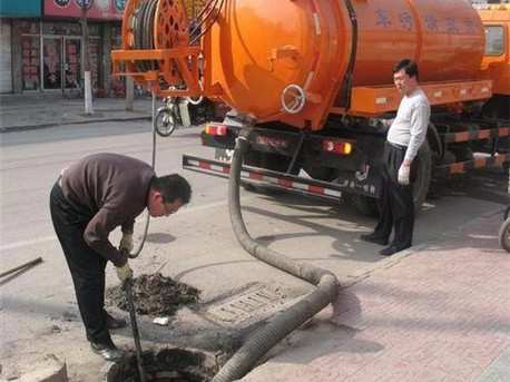 新盈镇清掏化粪池,健康生活从这里开始